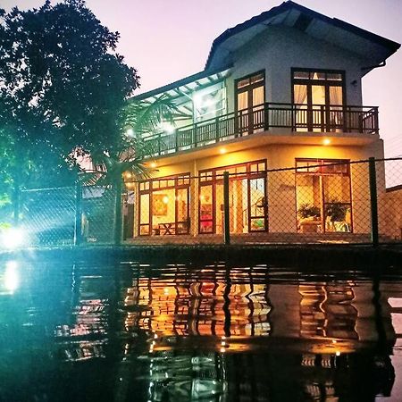 Aurora Lagoon Front Negombo Exteriér fotografie